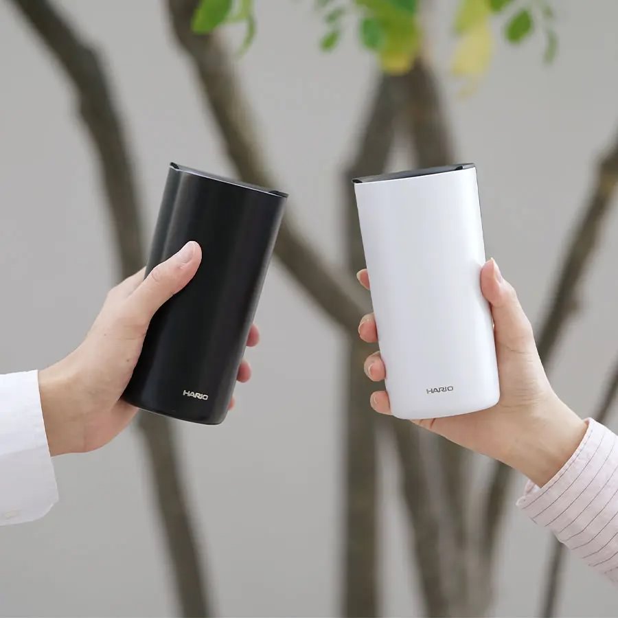 HARIO Double-Walled Tumbler mit Keramikbeschichtung Schwarz – 350 ml